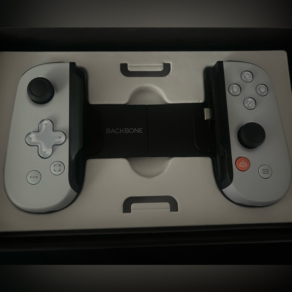 Backbone One USB-C Mobile Gaming Controller White – Open Box Never Used